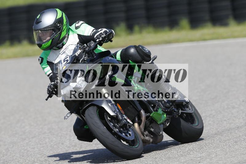 /Archiv-2025/09 22.04.2025 Cornu Master School ADR/rot-rouge/15